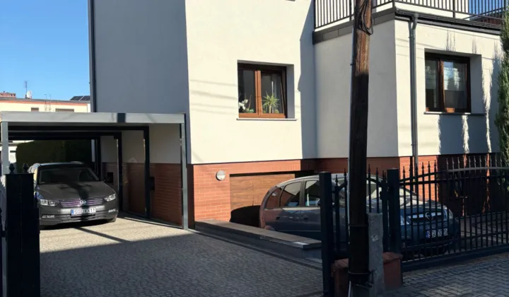 dom wolnostojący, 4 pokoje Toszek, ul. Curie-Skłodowskiej