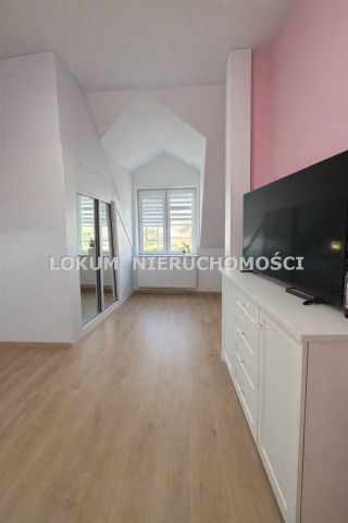 dom wolnostojący, 5 pokoi Pniówek, ul. Krucza. Zdjęcie 14