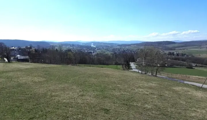 Działka budowlana Podniebyle