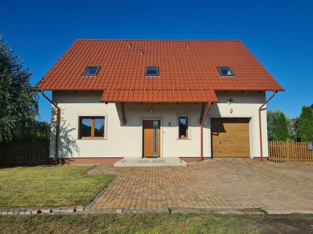 dom wolnostojący, 5 pokoi Zielona Góra Chynów, ul. Błękitna