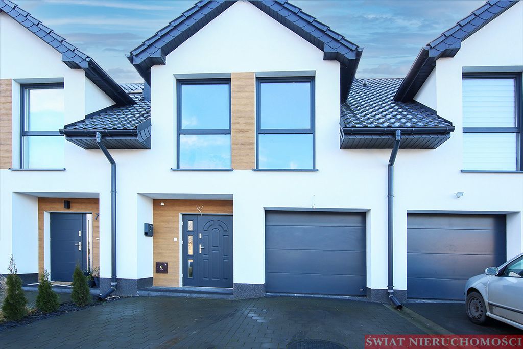 dom szeregowy, 4 pokoje Krzyków. Zdjęcie 1