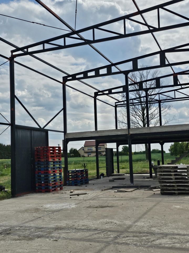 Hala/magazyn Ośno, kolo ciechocinka