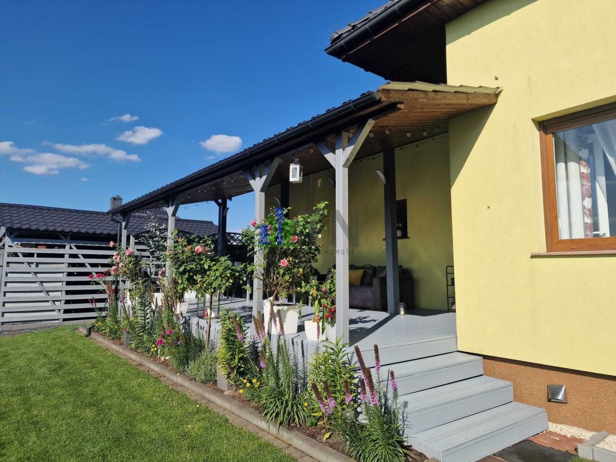 dom wolnostojący, 4 pokoje Czernica