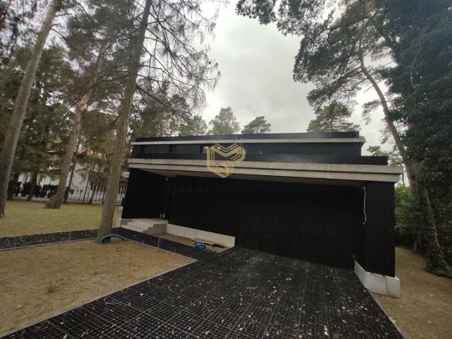 dom wolnostojący, 7 pokoi Konstancin-Jeziorna, ul. Kościelna. Zdjęcie 3