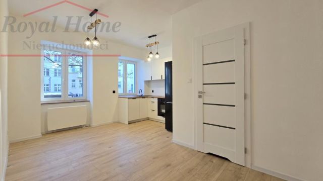 Mieszkanie 3-pokojowe Wrocław Śródmieście, ul. Piastowska. Zdjęcie 1