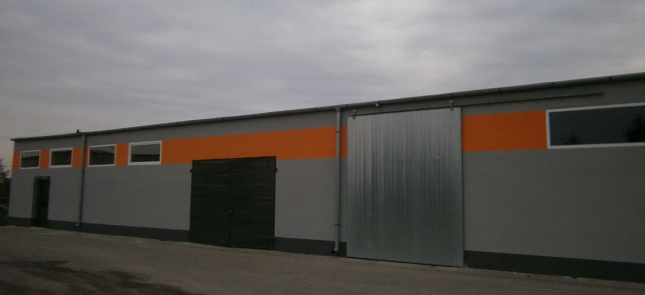 Hala/magazyn Lipka, ul. IV Dywizji Piechoty. Zdjęcie 2