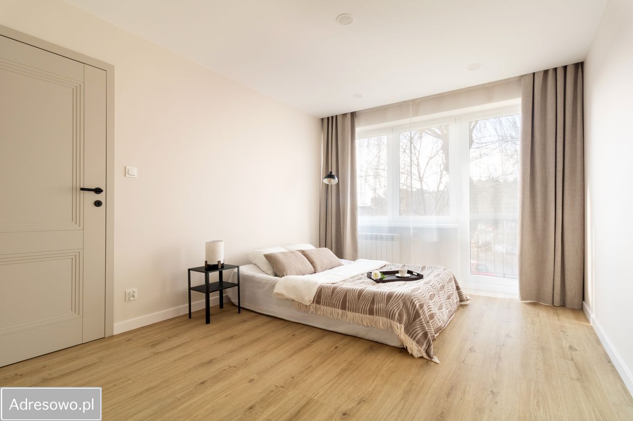 Mieszkanie 4-pokojowe Tarnów Śródmieście, ul. Bartosza Głowackiego. Zdjęcie 1