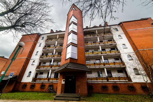 Mieszkanie 3-pokojowe Zawiercie Centrum, ul. Samuela Huldczyńskiego. Zdjęcie 1