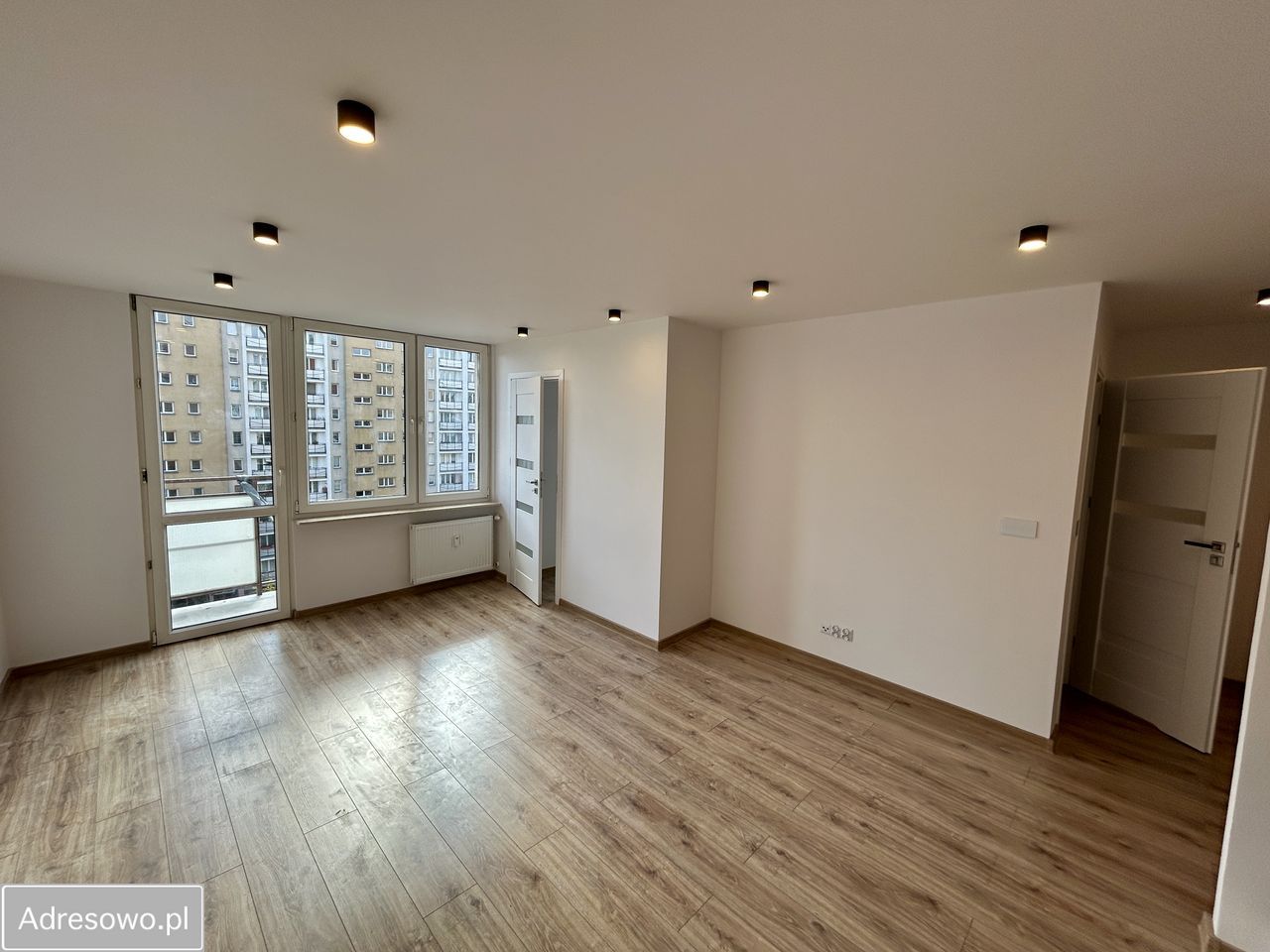 Mieszkanie 2-pokojowe Warszawa Bródno, ul. Krasiczyńska. Zdjęcie 1