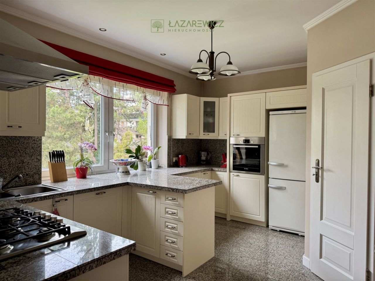 dom wolnostojący, 6 pokoi Warszawa Wawer. Zdjęcie 14