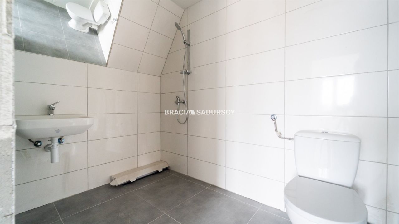 dom wolnostojący, 10 pokoi Skawina, ul. Żwirowa. Zdjęcie 20