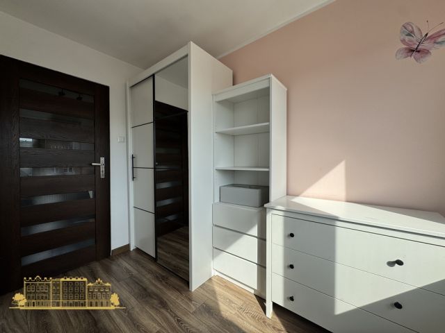 Mieszkanie 3-pokojowe Kraków, os. Kościuszkowskie. Zdjęcie 4