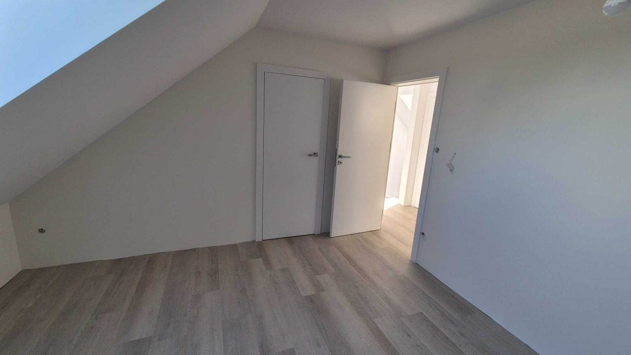 dom wolnostojący Mściszewice. Zdjęcie 3