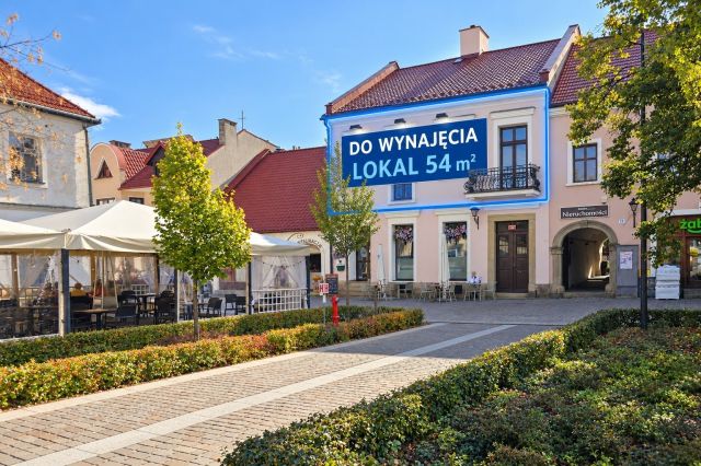 Lokal Myślenice, rynek Rynek. Zdjęcie 1