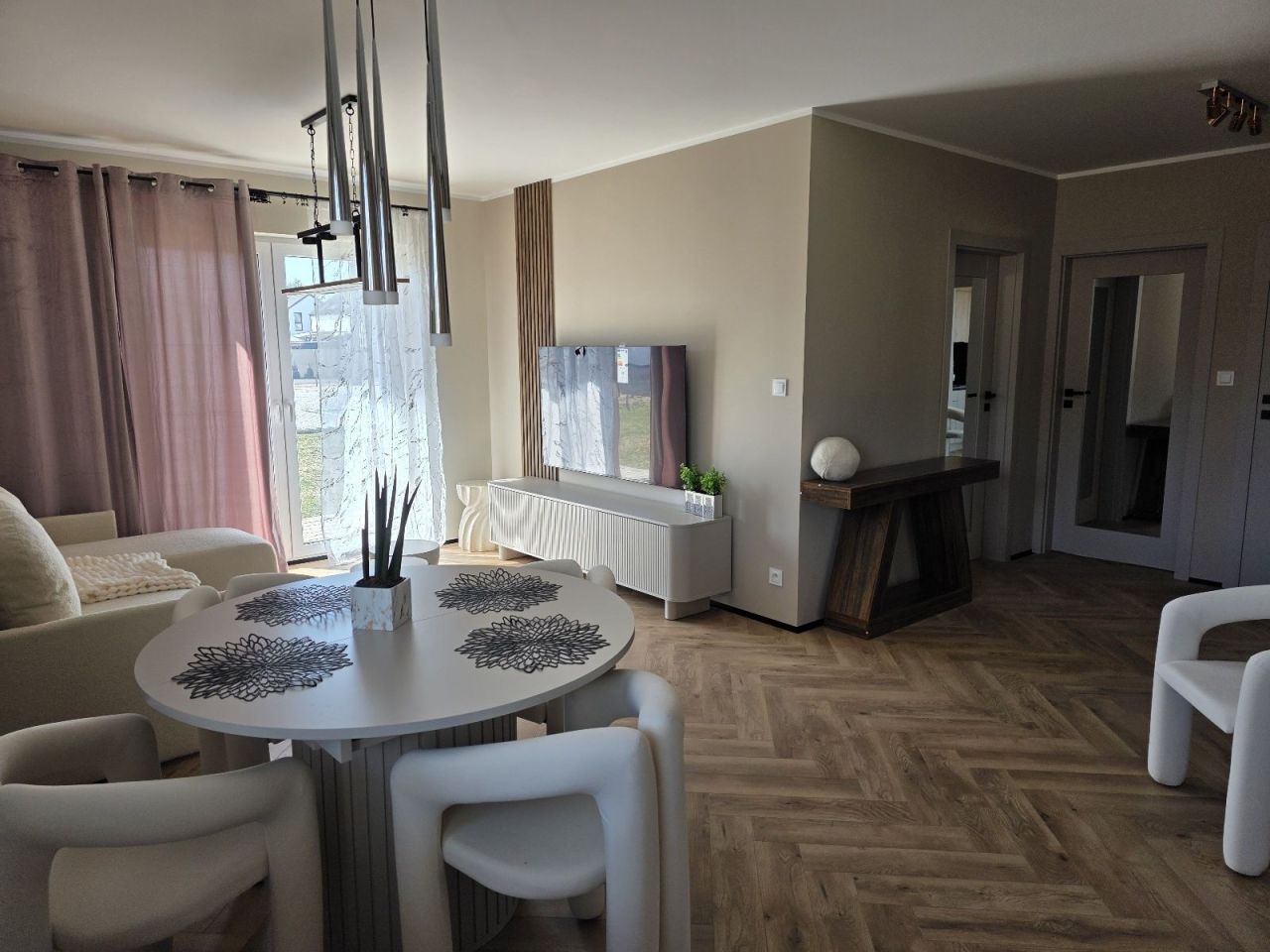 Mieszkanie 3-pokojowe Skoki, ul. Polna. Zdjęcie 1