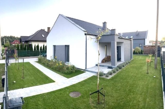 dom wolnostojący, 4 pokoje Łochowice. Zdjęcie 1