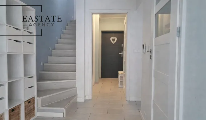 dom szeregowy, 6 pokoi Kobyłka, ul. Wesoła