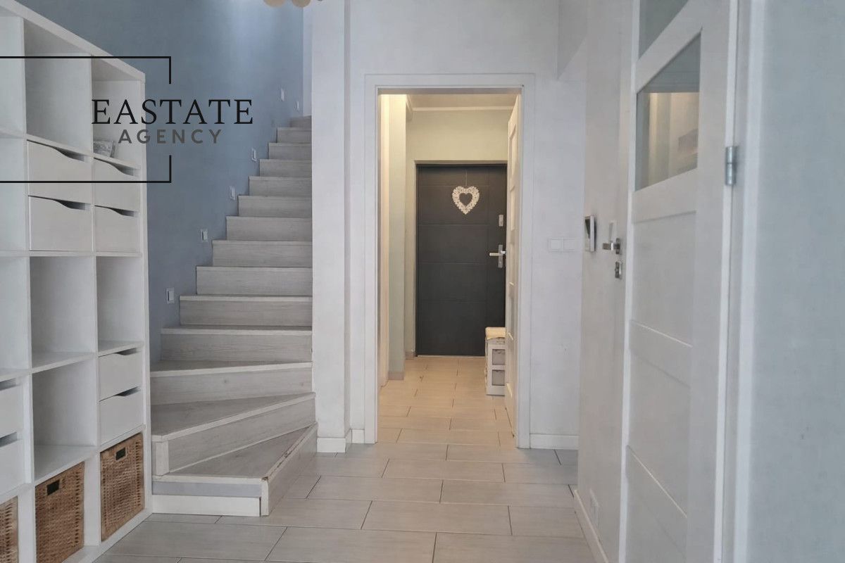 dom szeregowy, 6 pokoi Kobyłka, ul. Wesoła. Zdjęcie 1