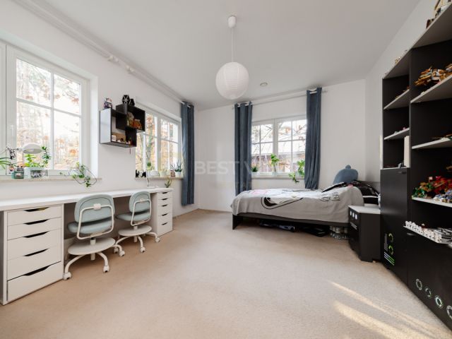 dom wolnostojący, 6 pokoi Magdalenka. Zdjęcie 14