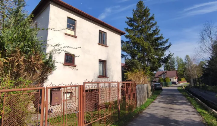dom wolnostojący, 4 pokoje Jeleśnia, ul. Tartaczna
