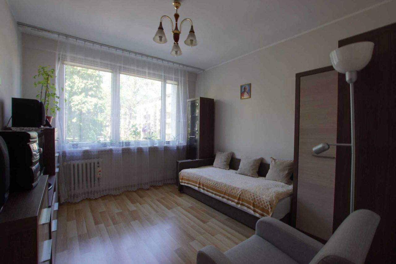 Mieszkanie 2-pokojowe Kraków Czyżyny, os. Kolorowe. Zdjęcie 3