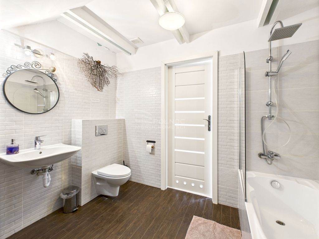 dom wolnostojący, 6 pokoi Ławki. Zdjęcie 19