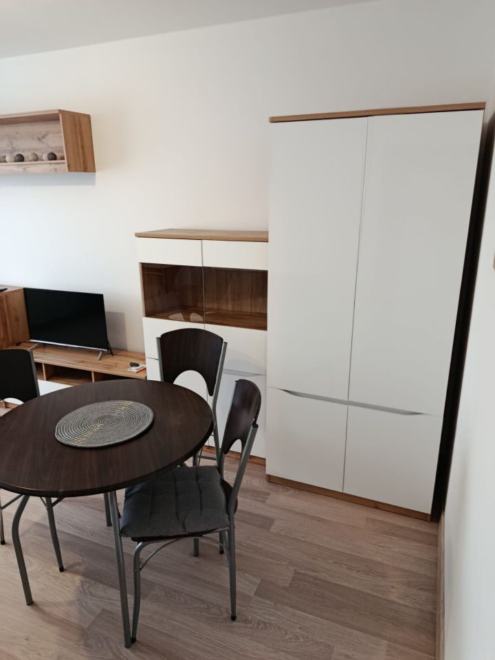 Mieszkanie 2-pokojowe Kraków Mistrzejowice, os. Oświecenia. Zdjęcie 2