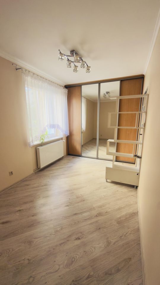 Mieszkanie 2-pokojowe Jelenia Góra Centrum, ul. Bolesława Chrobrego. Zdjęcie 3