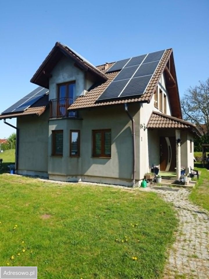 dom wolnostojący, 6 pokoi Radwanice, ul. Wrzosowa. Zdjęcie 1
