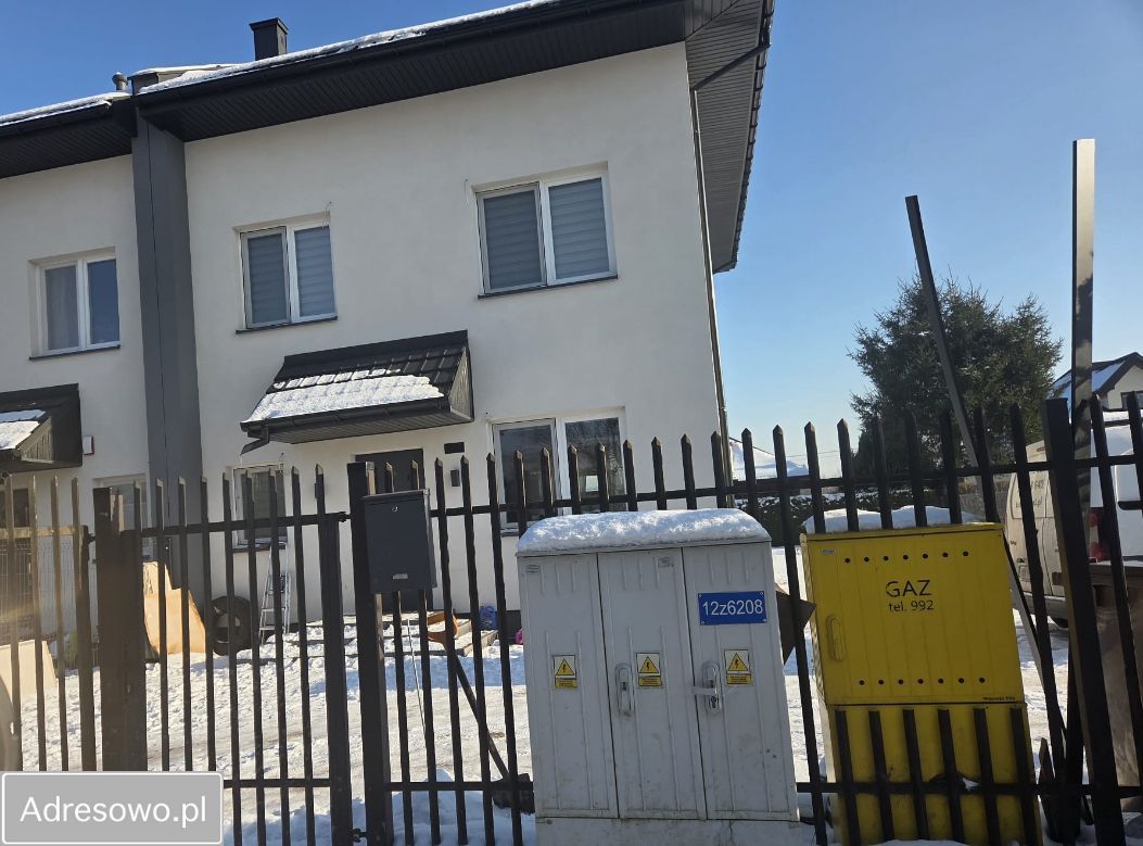 bliźniak, 5 pokoi Słupno, ul. Rodzinna. Zdjęcie 2