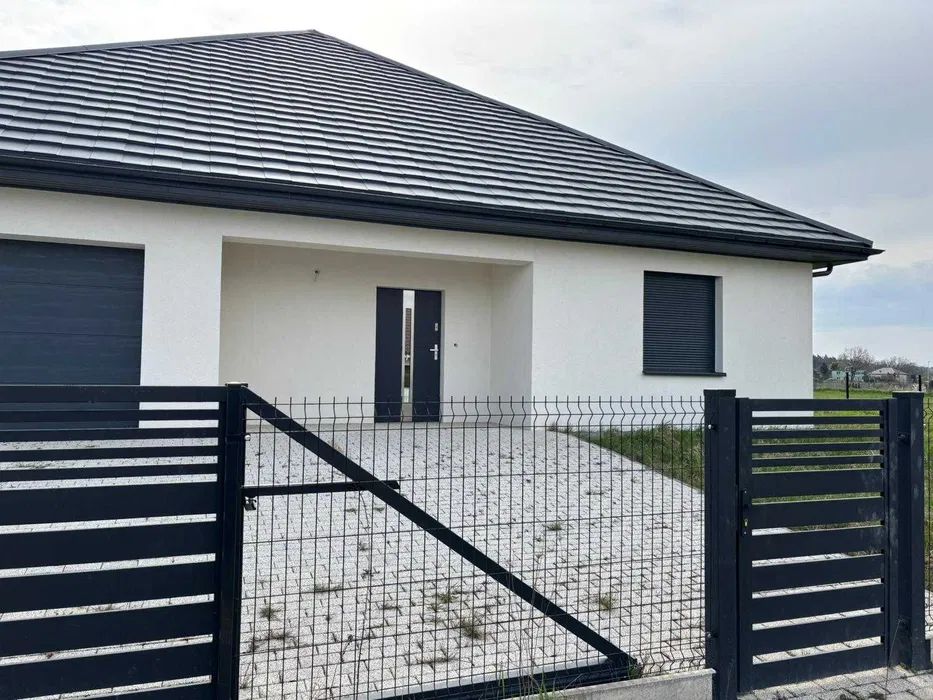 dom wolnostojący Zawonia. Zdjęcie 1