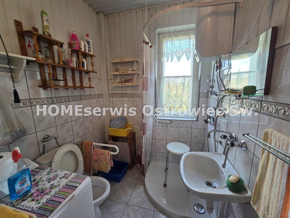 dom wolnostojący, 2 pokoje Ostrowiec Świętokrzyski Gutwin, ul. Siennieńska. Zdjęcie 13