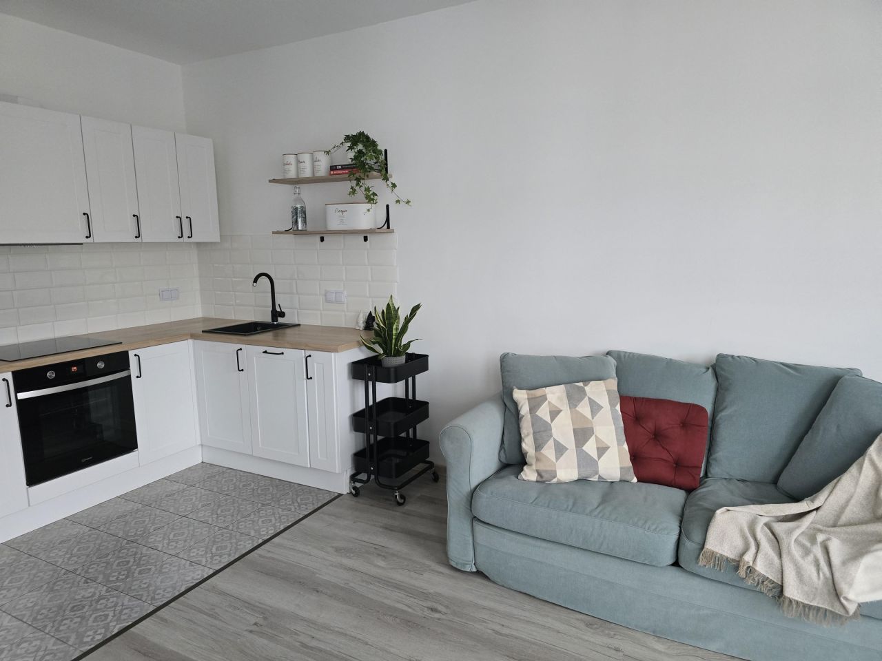 Mieszkanie 1-pokojowe Piaseczno Centrum, ul. Gen. Jasińskiego. Zdjęcie 2