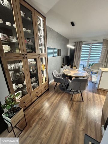 Mieszkanie 4-pokojowe Komorniki. Zdjęcie 1