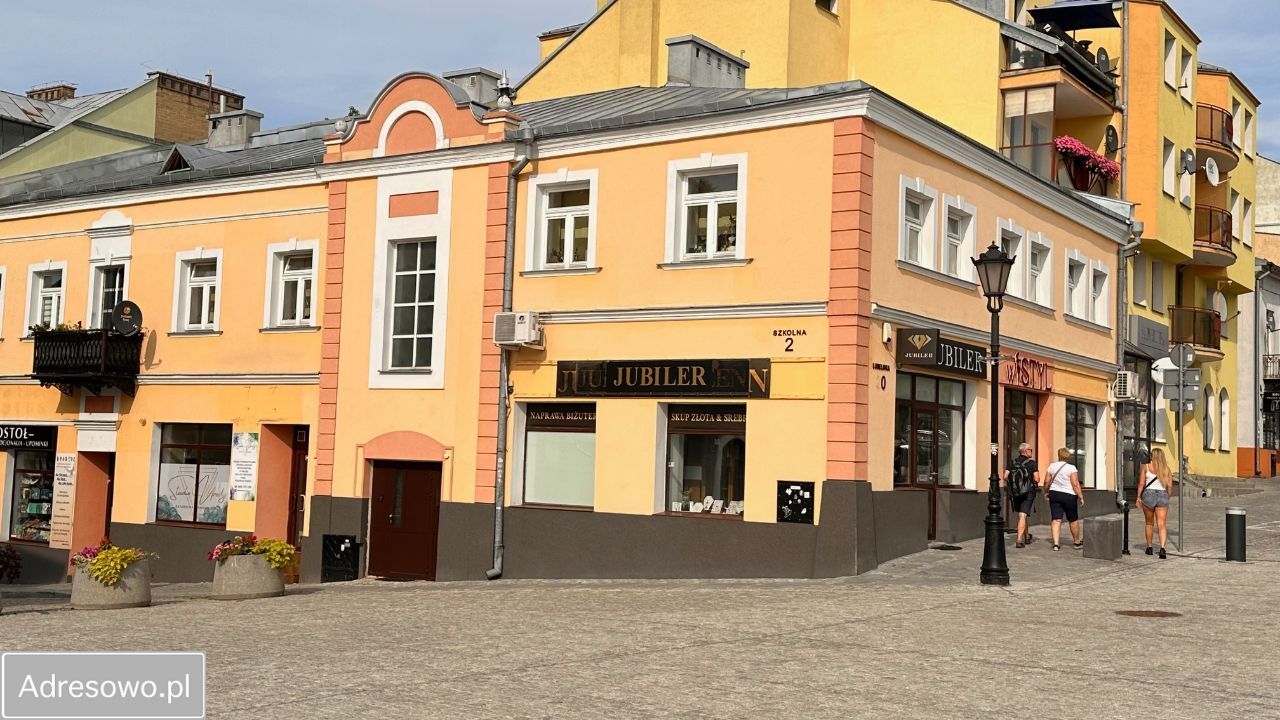 kamienica, 8 pokoi Chełm Centrum, pl. dr. Edwarda Łuczkowskiego. Zdjęcie 6