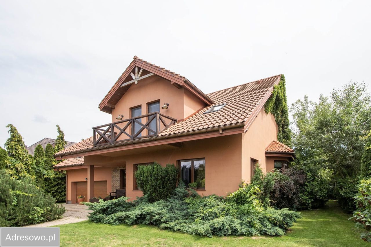 dom wolnostojący, 7 pokoi Łomianki Dolne, ul. Karola Szymanowskiego