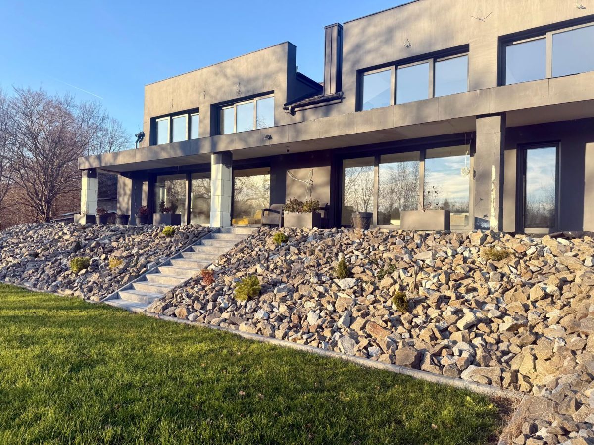 dom wolnostojący, 8 pokoi Grudna Dolna. Zdjęcie 3