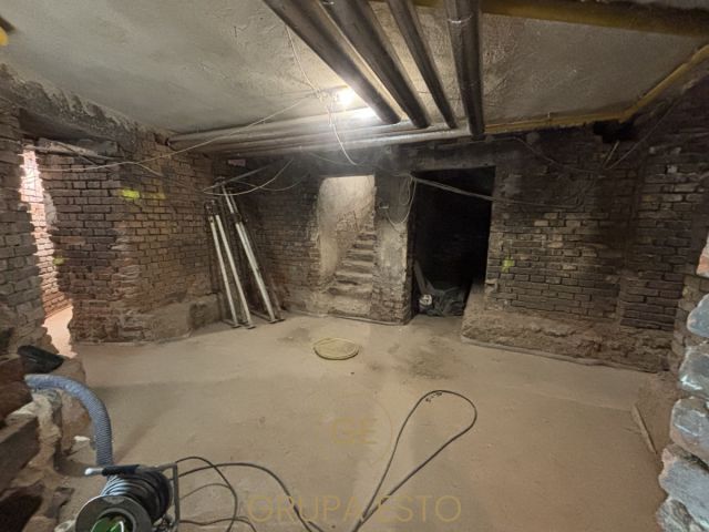 Lokal Kraków Stare Miasto, ul. Kazimierza Chałupnika. Zdjęcie 21