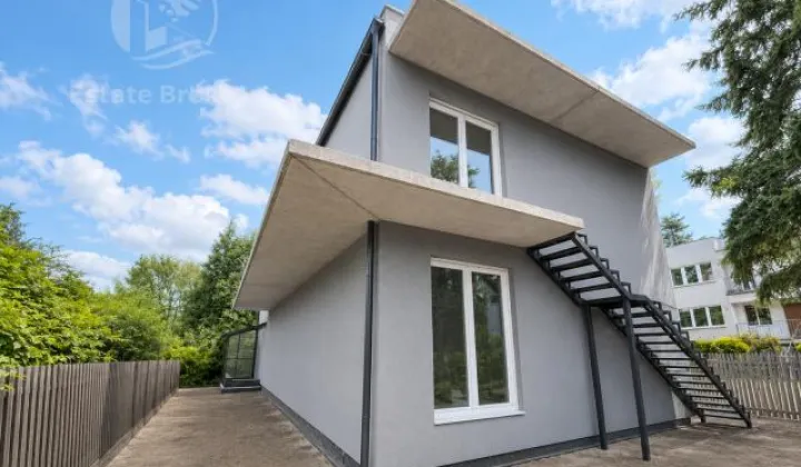 dom wolnostojący, 8 pokoi Wrocław, ul. Grabiszyńska