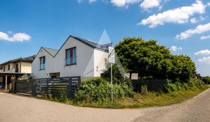 bliźniak, 5 pokoi Kiełczów, ul. Akacjowa