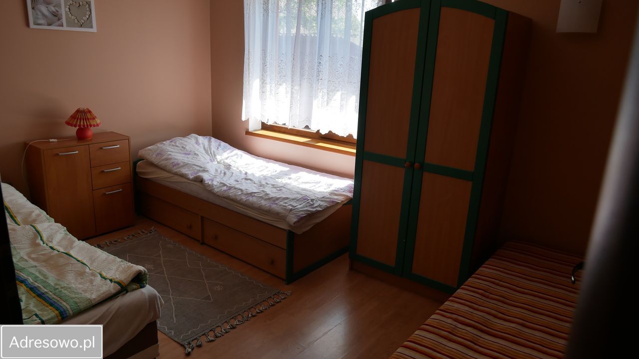 dom wolnostojący, 4 pokoje Jarosławiec, ul. Klonowa. Zdjęcie 9