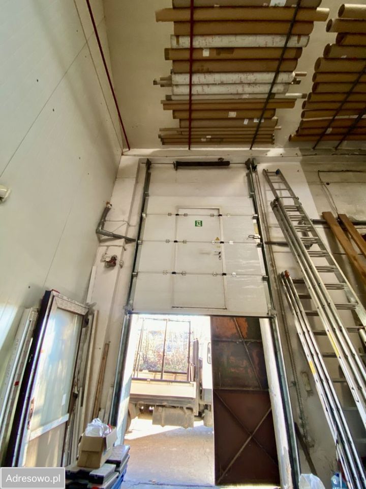 Hala/magazyn Łódź Widzew, al. marsz. Józefa Piłsudskiego. Zdjęcie 2