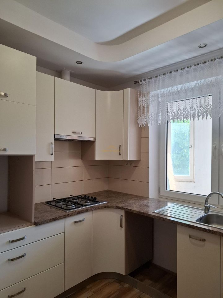 dom wolnostojący, 6 pokoi Sanok Dąbrówka Polska, ul. 1000-lecia. Zdjęcie 12