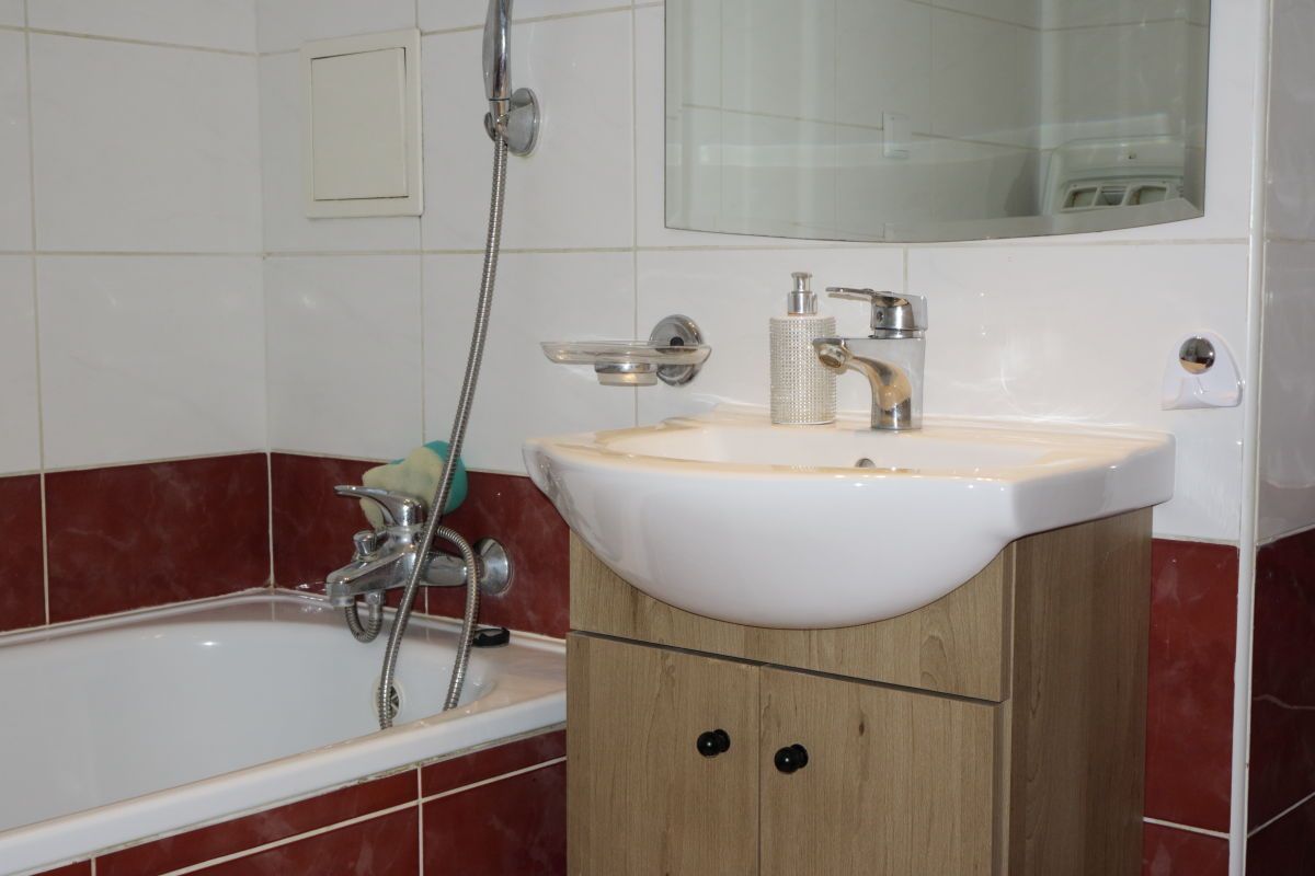 Mieszkanie 3-pokojowe Poznań Stare Miasto, ul. Naramowicka. Zdjęcie 2