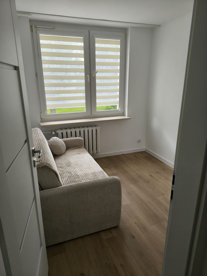 Mieszkanie 3-pokojowe Starachowice Centrum, ul. Ludwika Waryńskiego. Zdjęcie 4
