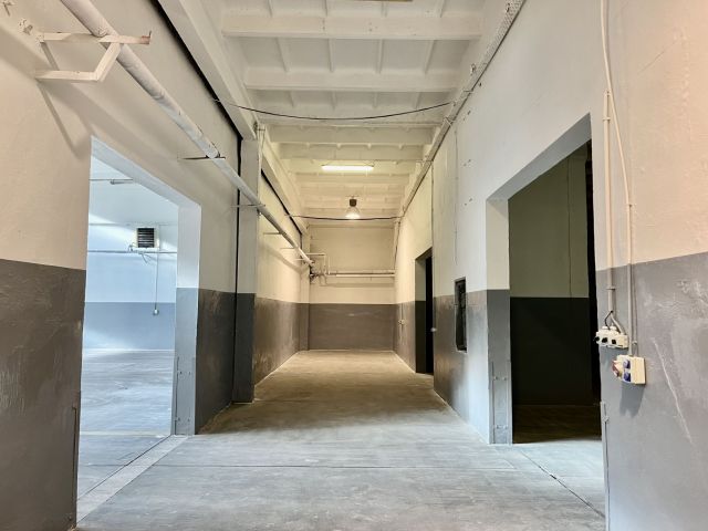 Hala/magazyn Łódź Teofilów, ul. Wersalska. Zdjęcie 4