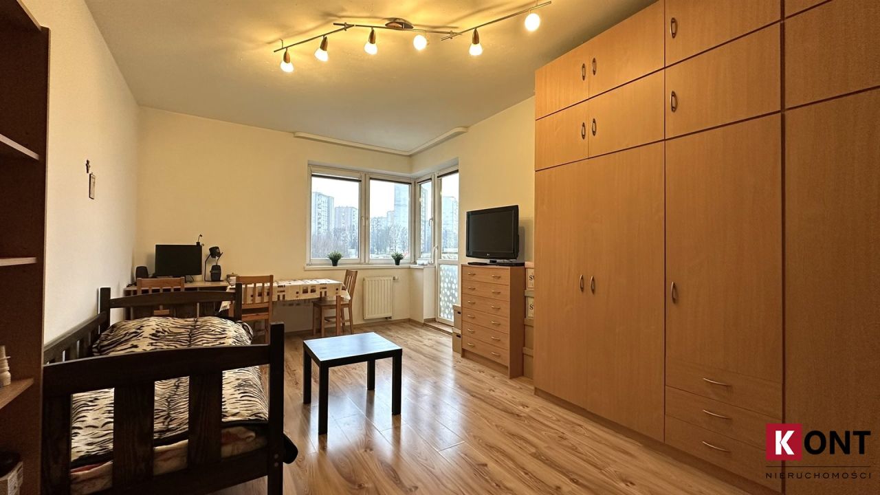 Mieszkanie 2-pokojowe Kraków Mistrzejowice, os. Piastów. Zdjęcie 2