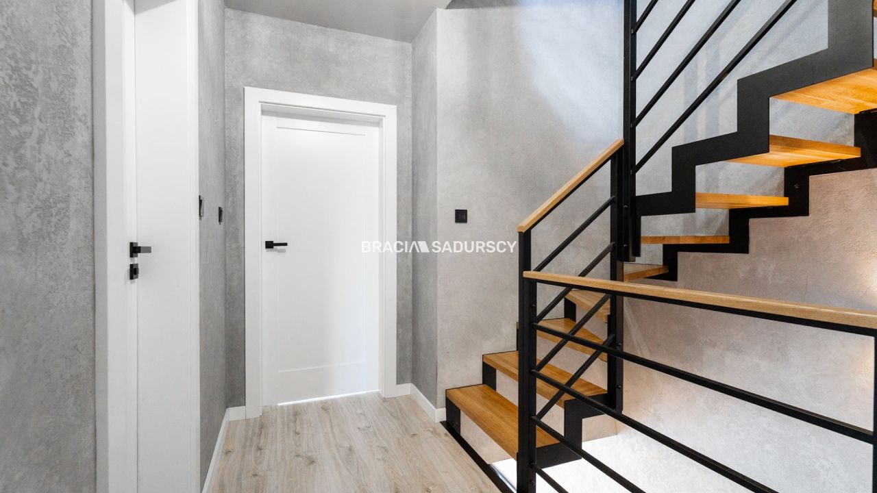 dom szeregowy, 5 pokoi Sułków. Zdjęcie 8