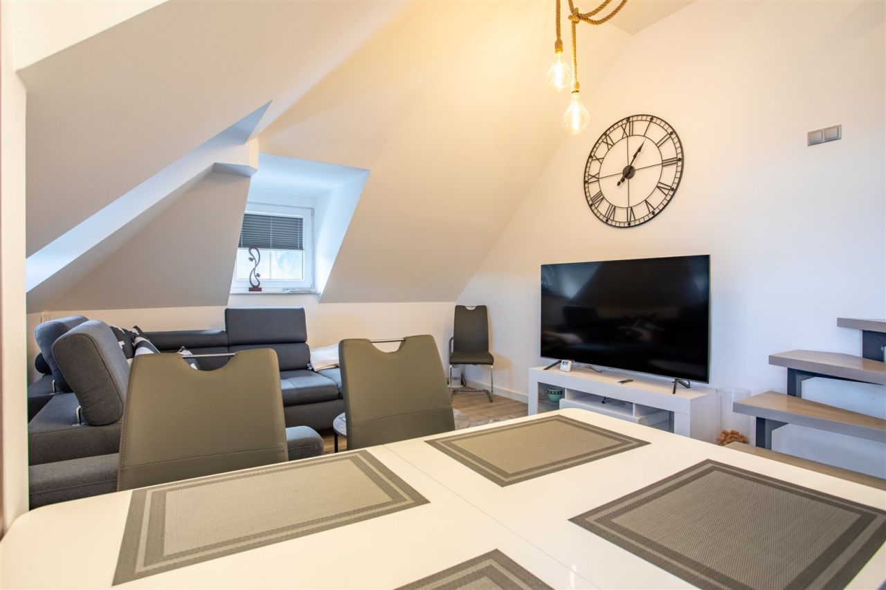 Mieszkanie 4-pokojowe Szklarska Poręba. Zdjęcie 3