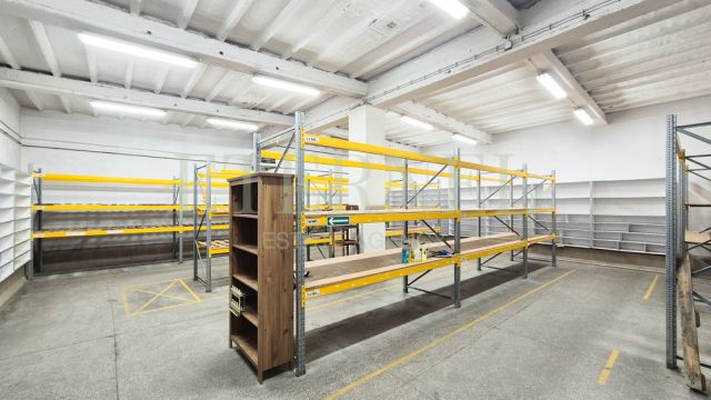 Hala/magazyn Kazimierza Wielka, ul. Przemysłowa. Zdjęcie 15